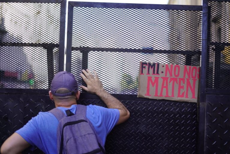 Diputados dio vía libre para que Milei encamine el país hacia otro desastre con el FMI