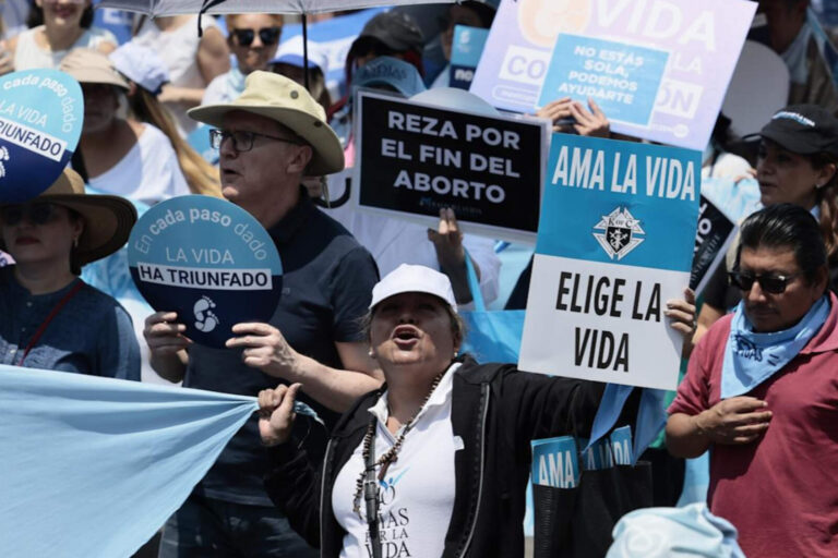 El PAN frena el aborto en Guanajuato y defiende la vida desde la concepción