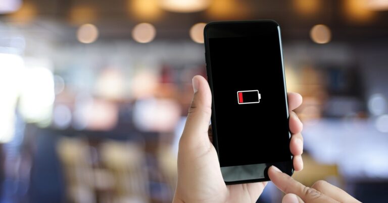 Paso a paso, cómo detectar qué aplicaciones están agotando la batería de tu celular