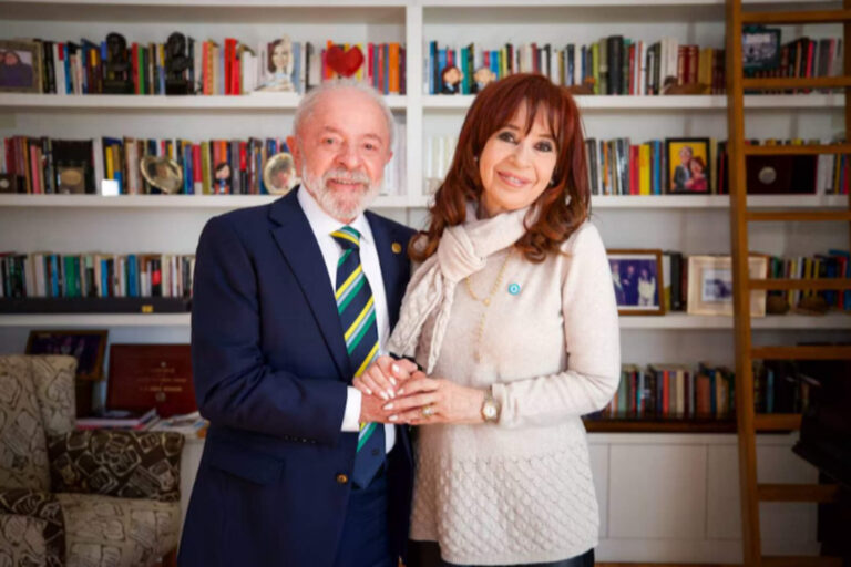 El dictador Lula da Silva se reunió con la corrupta y condenada Cristina Kirchner