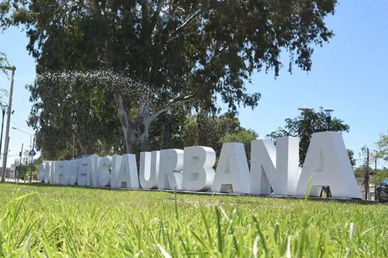 Neuquén: quiso degollar a su hijo de tres años y fue detenido