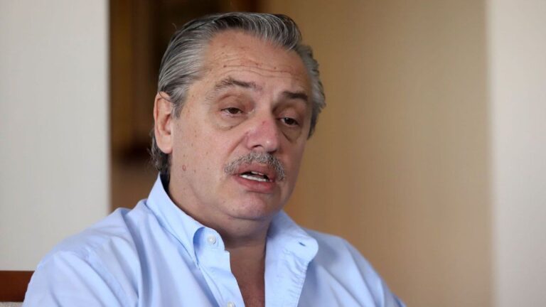 Alberto Fernández cuestionó su procesamiento en la causa Seguros: «Me persiguen por ser peronista»