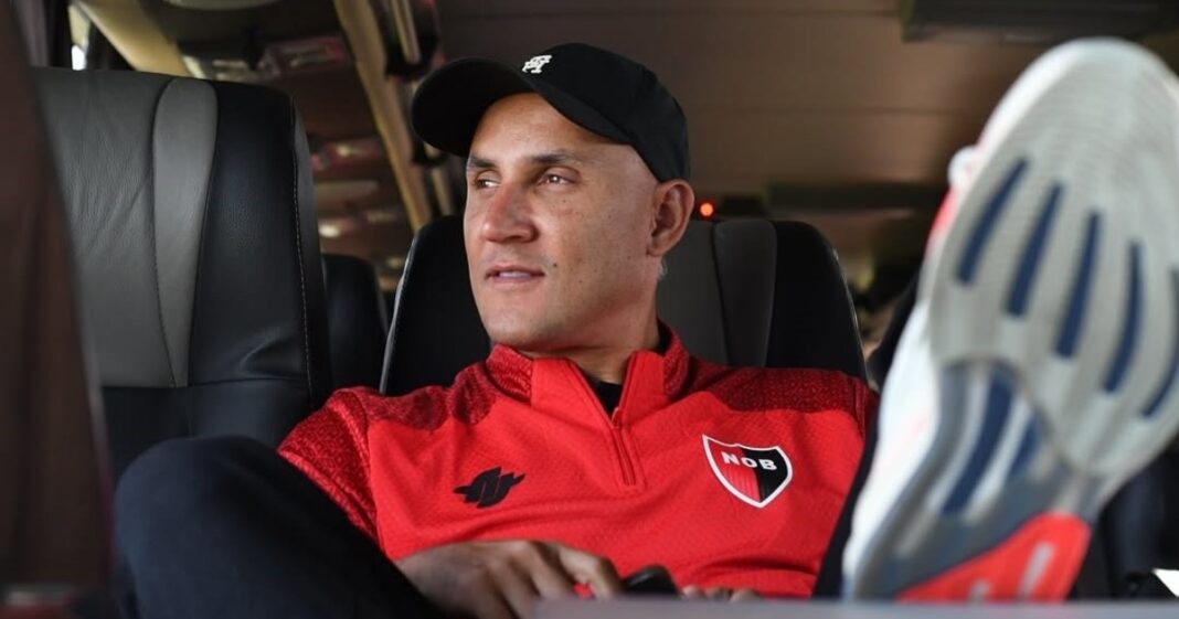 1732417-fin-del-culebron-de-keylor-navas-newells-anuncio-la-salida-del-ex-real-madrid-en-un-d687fa977dd8a1