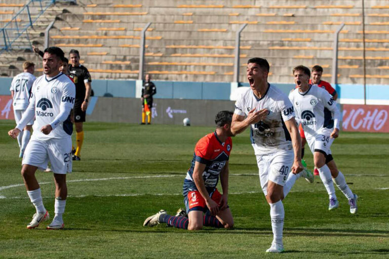 Independiente Rivadavia ya está en cuartos de Copa Argentina