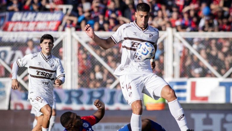 Platense venció a San Lorenzo en un partido picante
