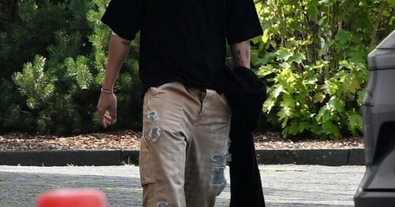 El Diablito Echeverri ya llegó a Alemania para sumarse al Bayer Leverkusen