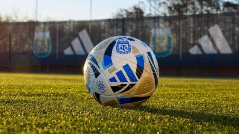 Jugó en la Selección, se retiró a los 23 años y hoy es encargado de un edificio