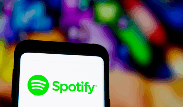 Spotify aplicó nuevas reglas para «proteger» a artistas, productores y oyentes de los «usos malintencionados» de la IA