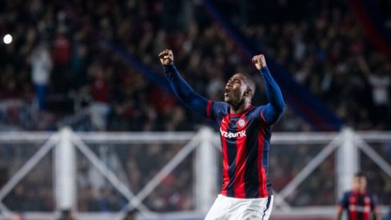 San Lorenzo volvió a rechazar la oferta de River por Jhohan Romaña