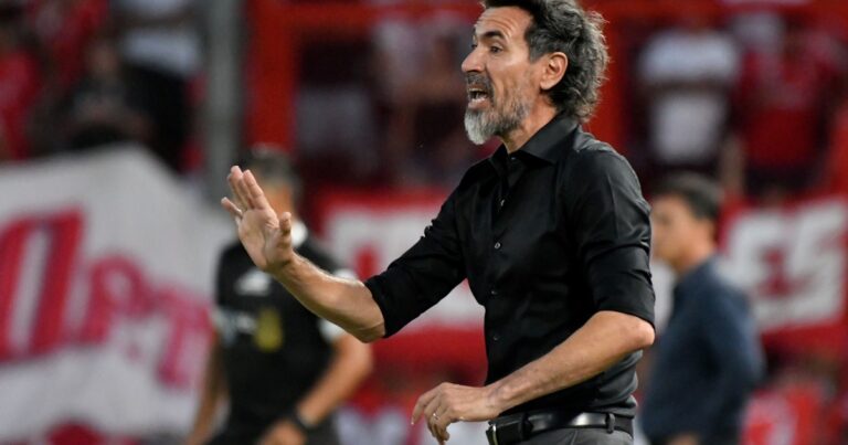 Domínguez se refiero a la posible salida de Ascacibar: «Necesita vender…»