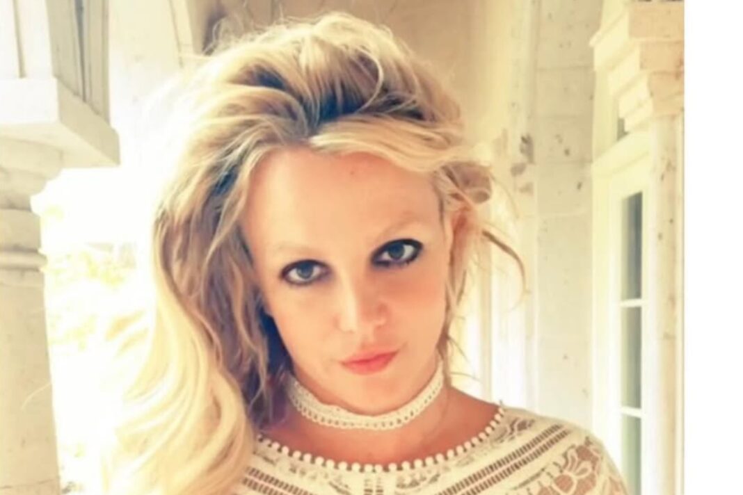 Britney Spears y su hijo Jayden en un video publicado en Instagram.